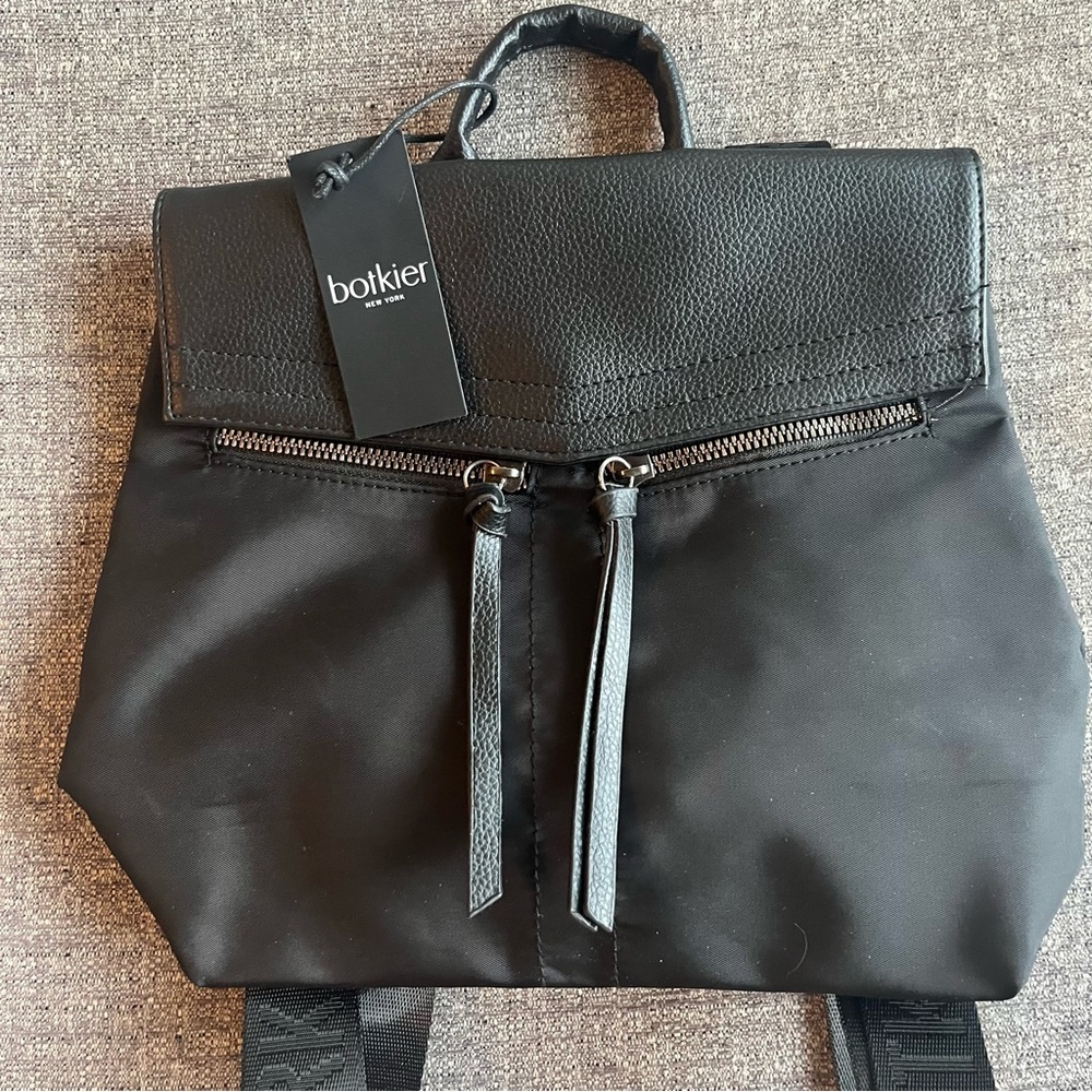 BOTKIER Mini Trigger Backpack - Picture 6 of 8